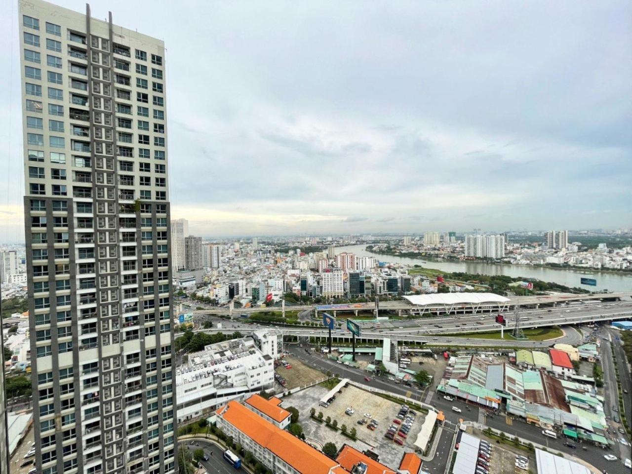 הו צ'י מין סיטי Urban Heights Rentals Landmark 81 מראה חיצוני תמונה